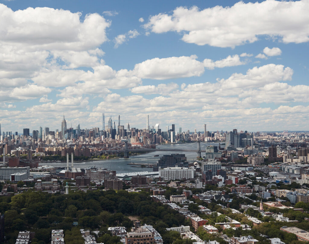 mesmerizing views in all directions including Manhattan's skyline